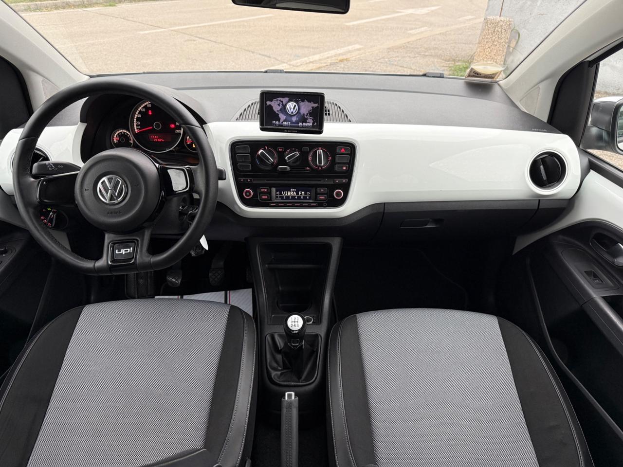 Volkswagen up! 1.0 75 CV 5p WHITE NEOPATENTATI