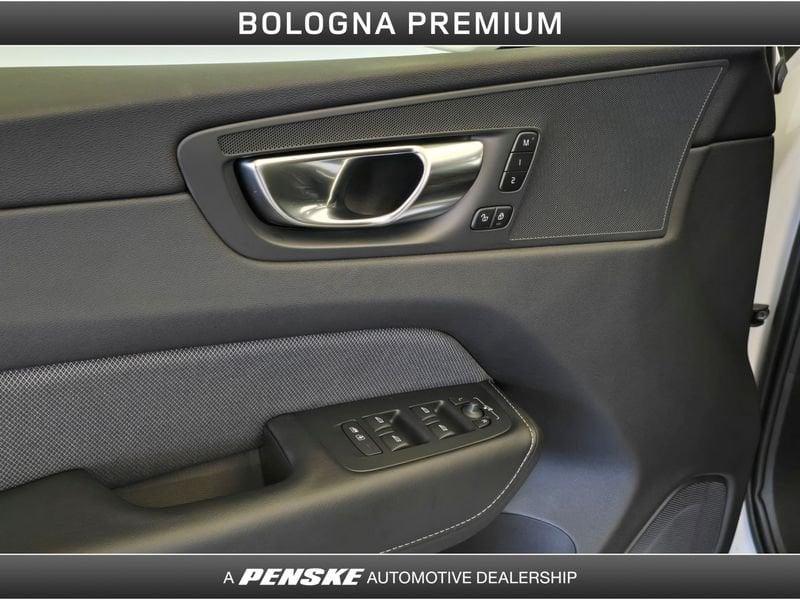 Volvo XC60 XC60 B4 (d) automatico Plus Bright