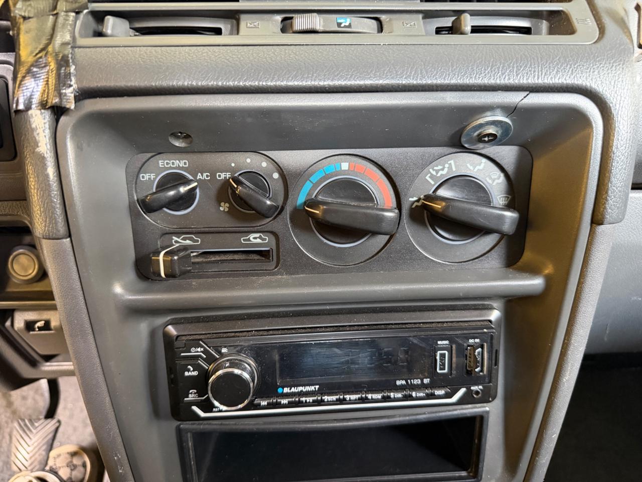 Mitsubishi Pajero 2.5 TDI GLS 3 porte Gancio T.