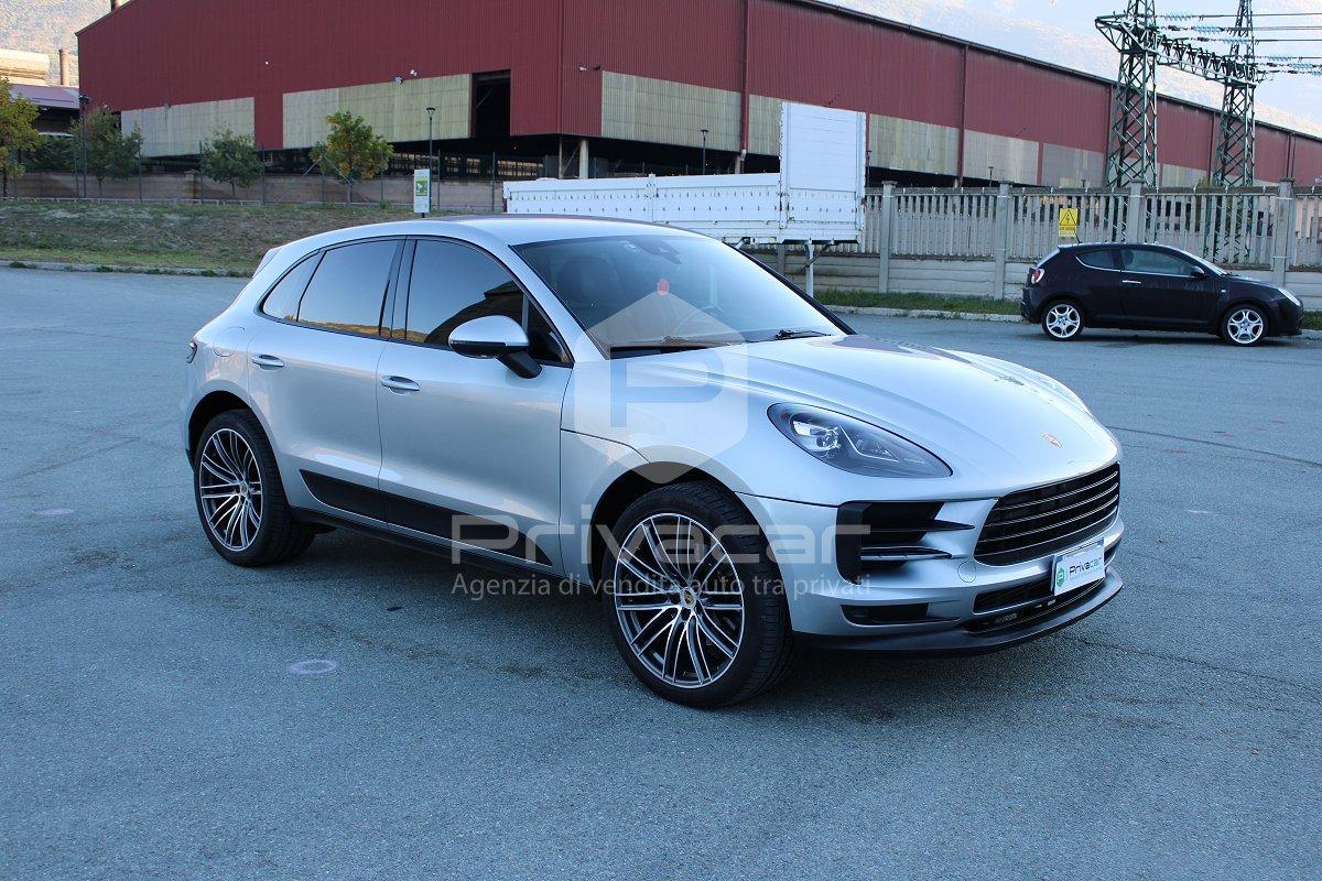 PORSCHE Macan 2.0
