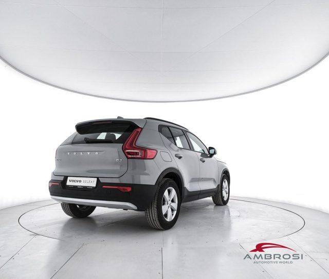 VOLVO XC40 2.0 b3 Essential auto