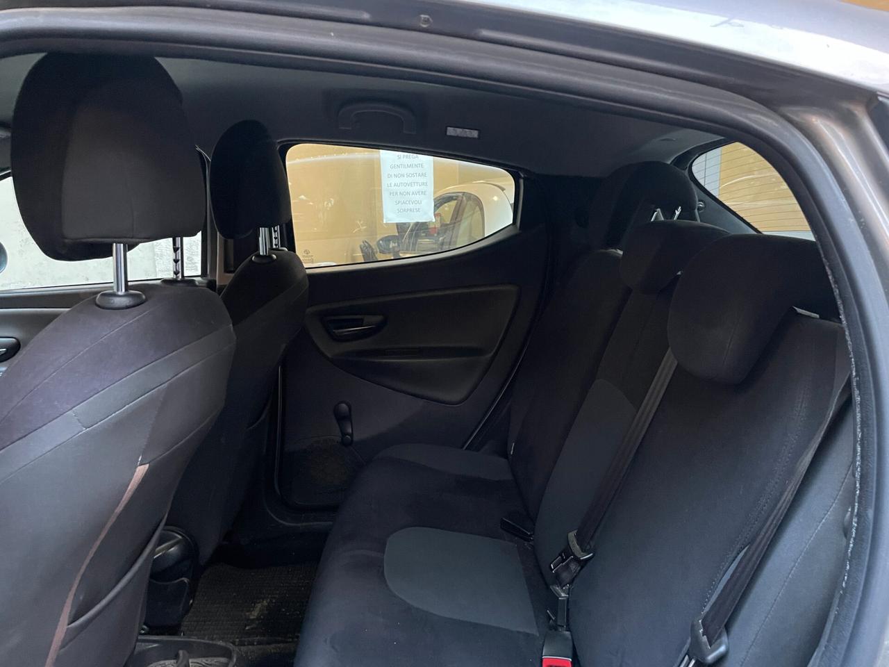 Lancia Ypsilon 1.2 69 CV 5 porte S&S Gold finanziabile