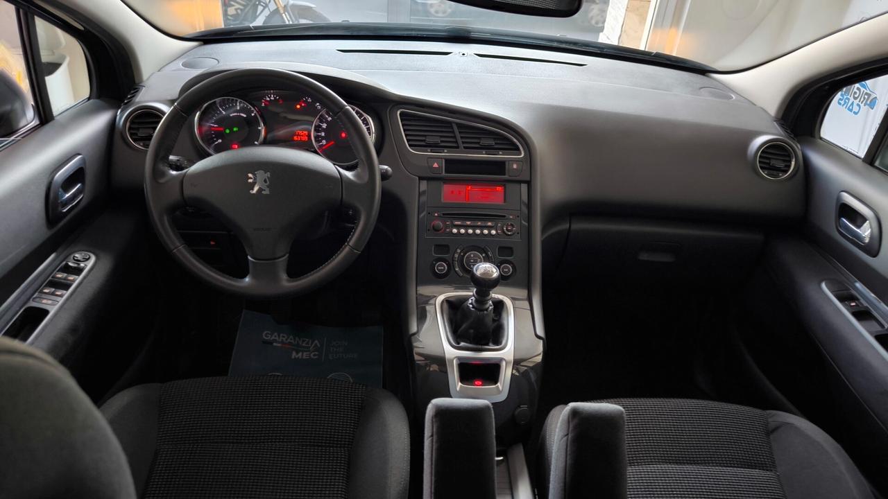 Peugeot 5008 1.6 HDi 112CV Active Mix