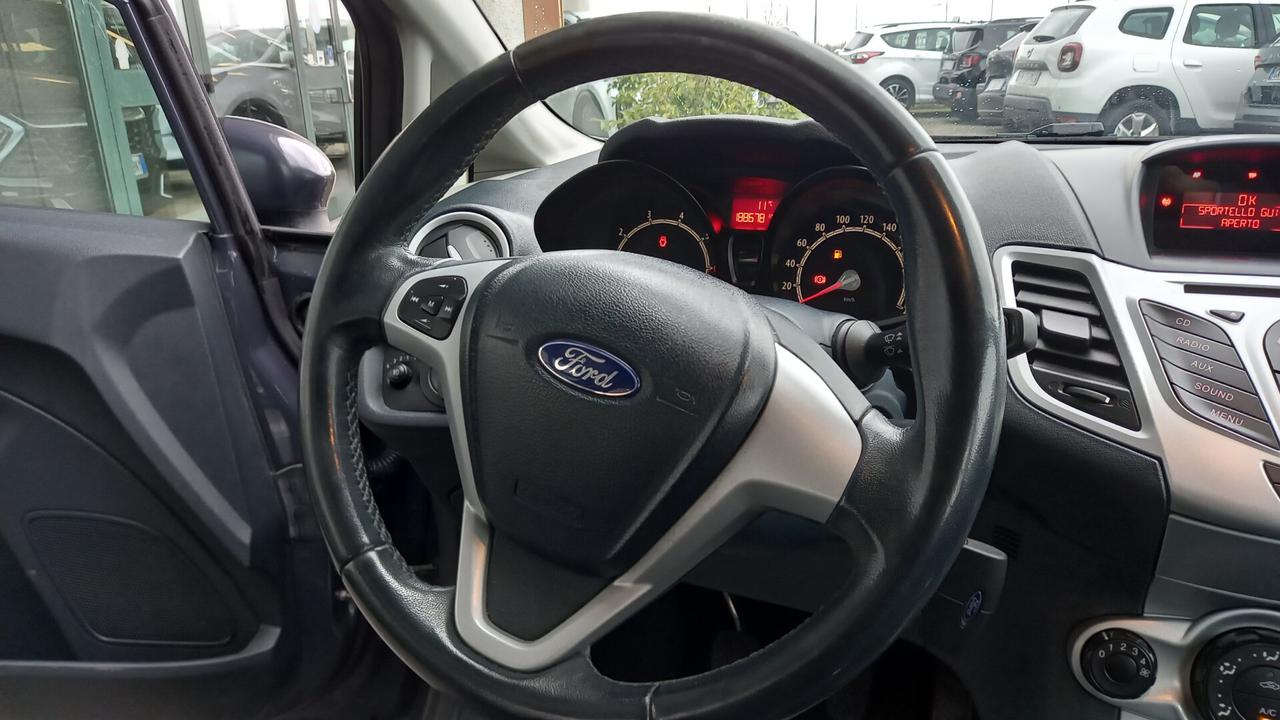 Ford Fiesta Ikon 1.4 5 porte Bz.- GPL