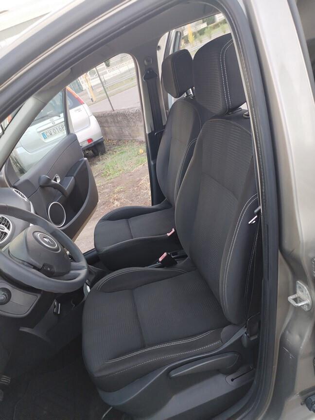 Renault Clio 1.2 16V 5 porte Dynamique GPL 2/2010 KM 97000 CONSEGNA CON MANUTENZIONI
