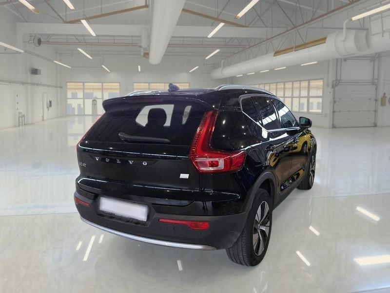 VOLVO XC40 T4 RECHARGE PLUG-IN AUTO CORE SUV