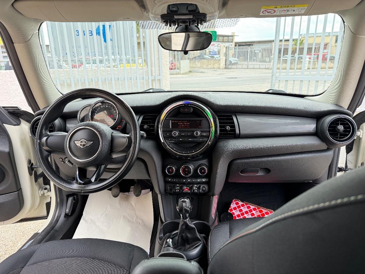 MINI - Mini - 1.5 One D Business