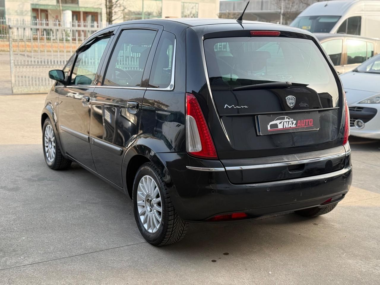 Lancia MUSA 1.4 16V Poltrona Frau