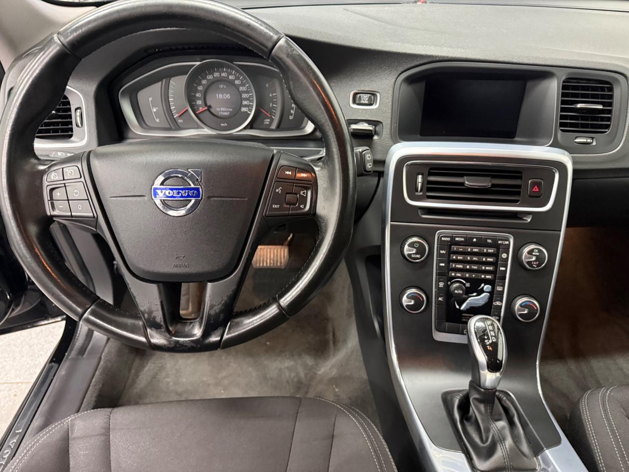 Volvo V60 D2 Geartronic Kinetic