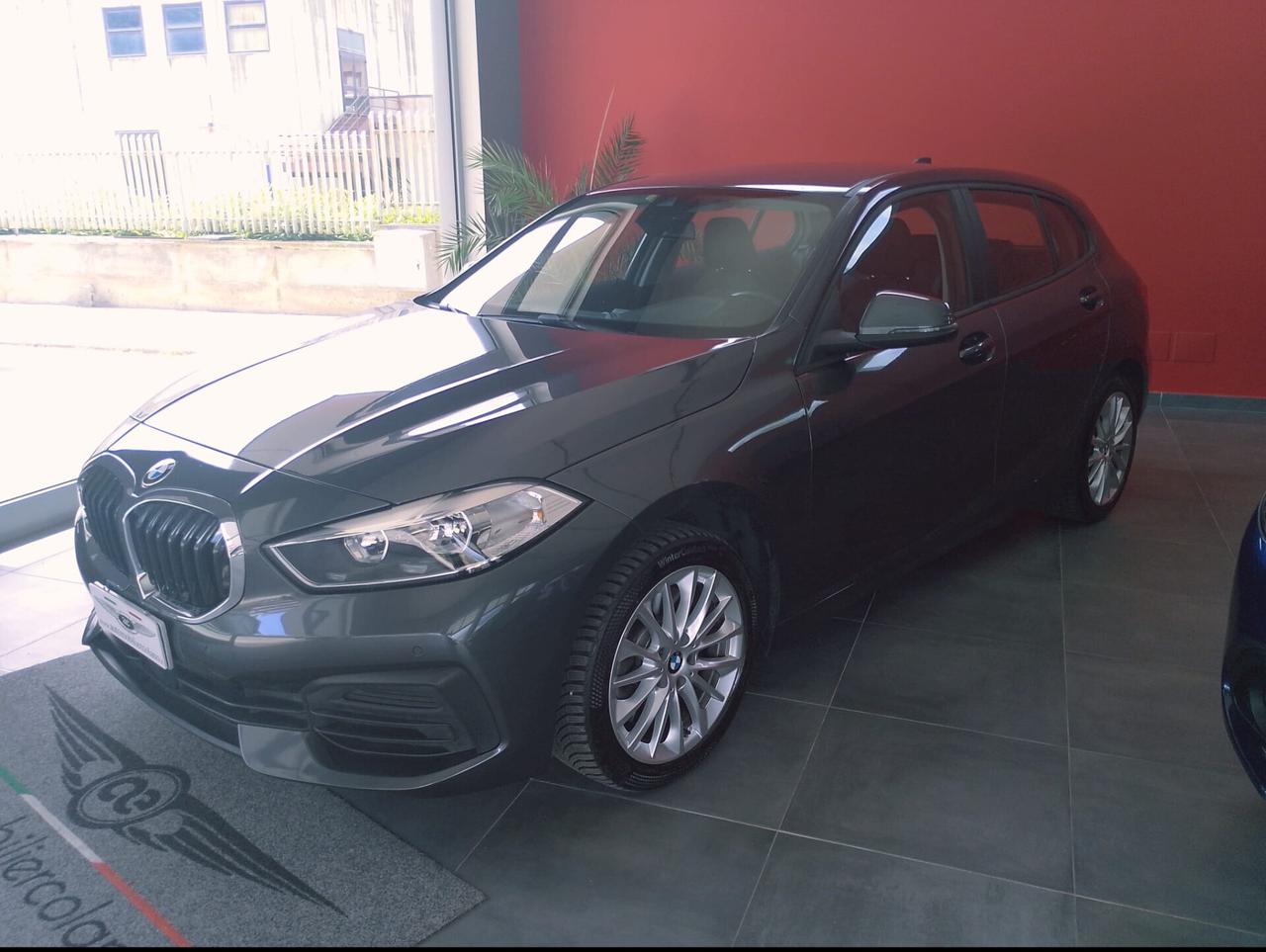 Bmw 120d xDrive 5p. Business Advantage