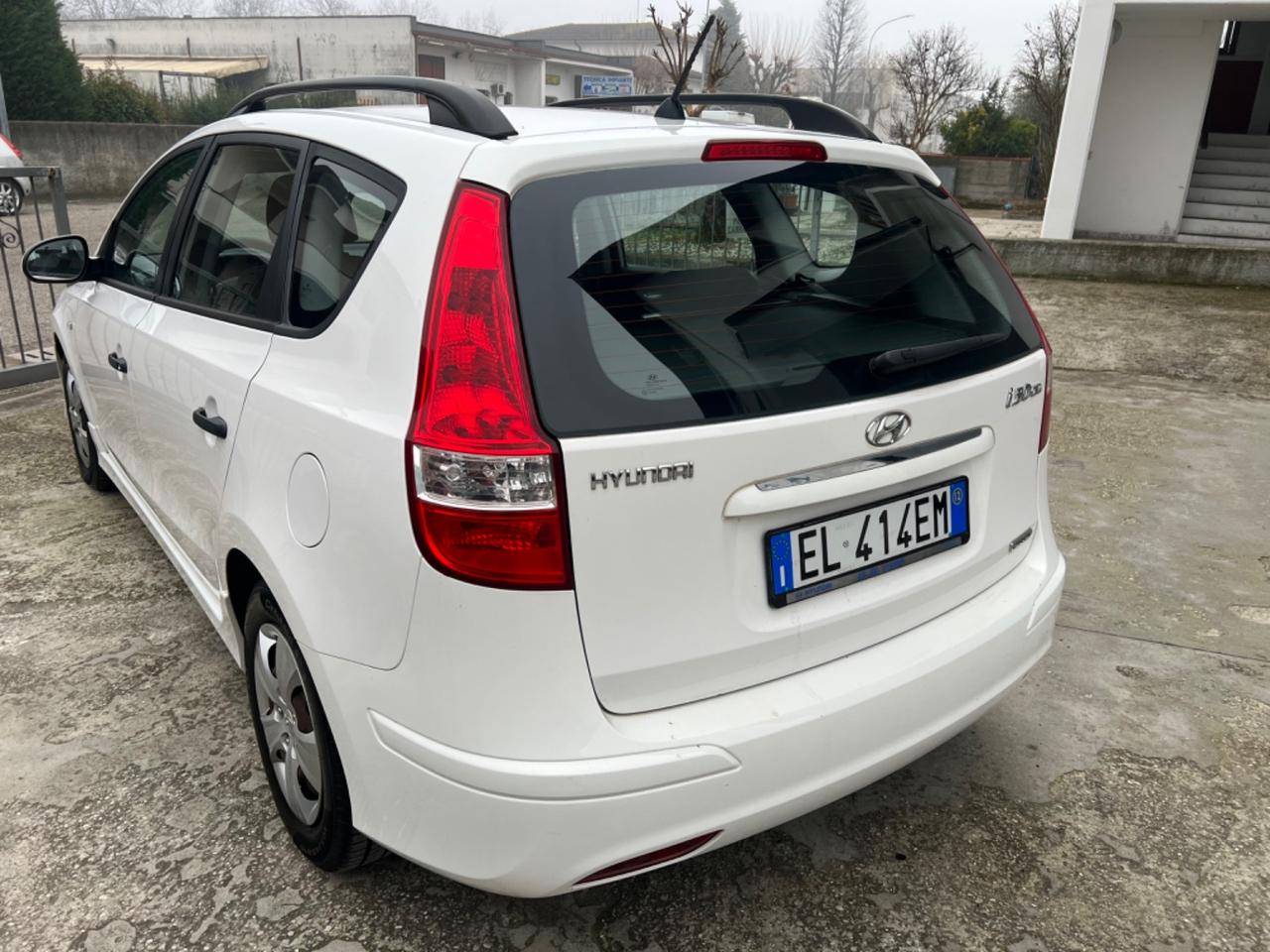 HYUNDAI I30 CW 1.6 DIESEL 90CV COMFORT POCHI KM 79 MILA