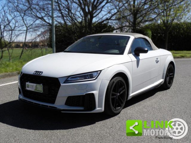 AUDI TT Cabrio - 2.0 TDI Ultra