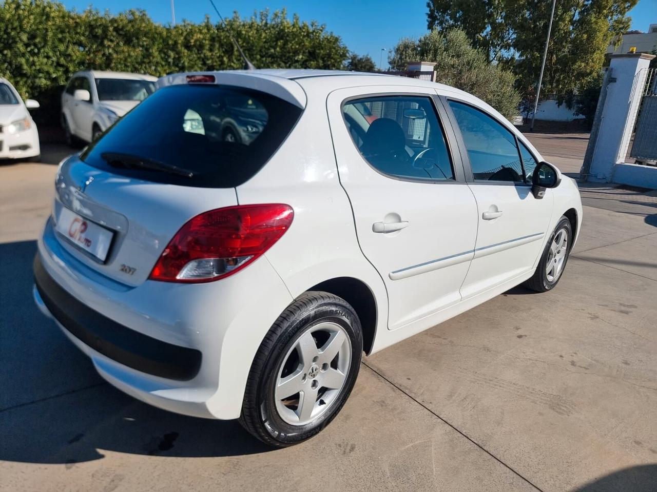 Peugeot 207 1.4 HDi 70CV 5p. Energie