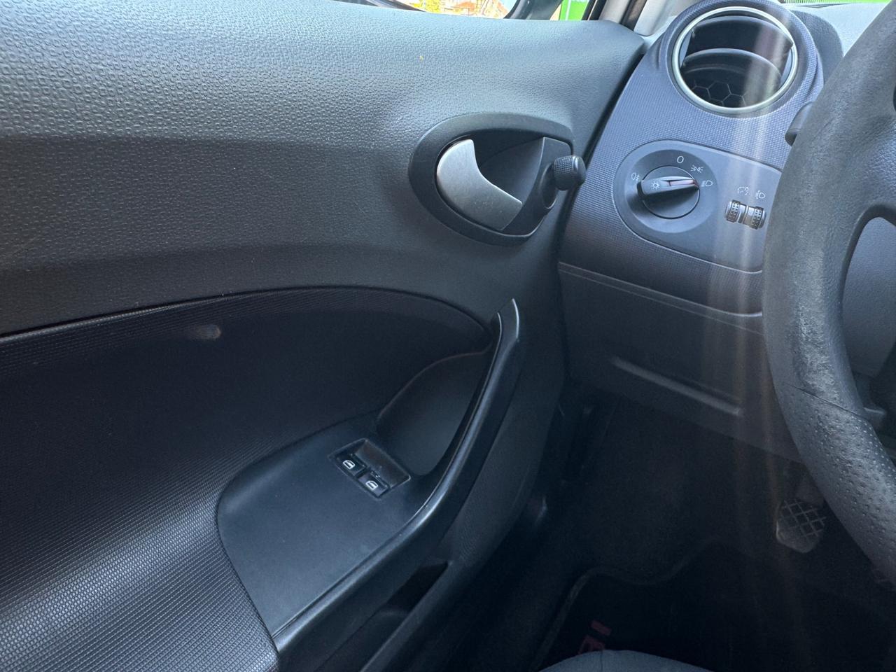Seat Ibiza 1.2 70 CV 3 porte NEOPATENTATI TUTTA TAGLIANDATA
