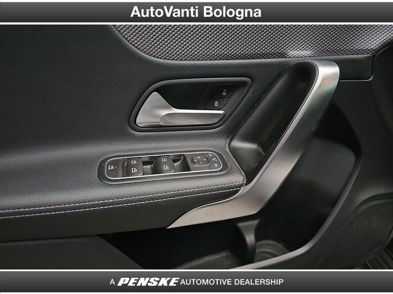 Mercedes-Benz Classe A Berlina A 180 d Sport