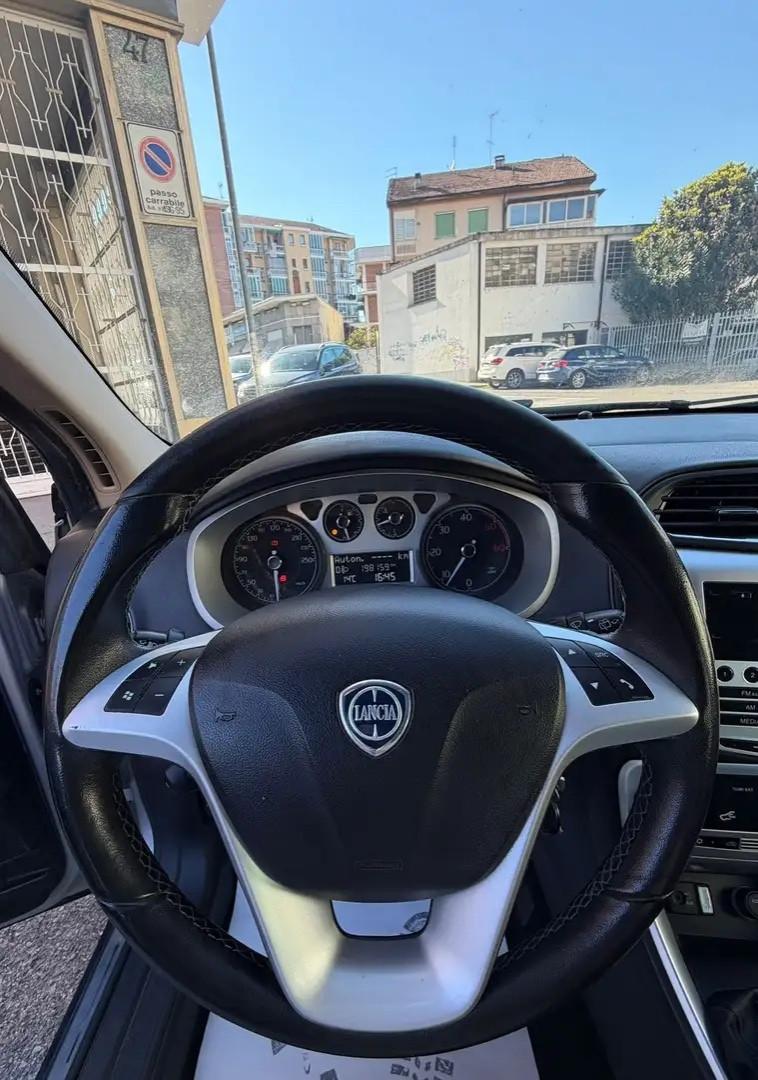 Lancia Delta 1.6 MJT DPF Gold