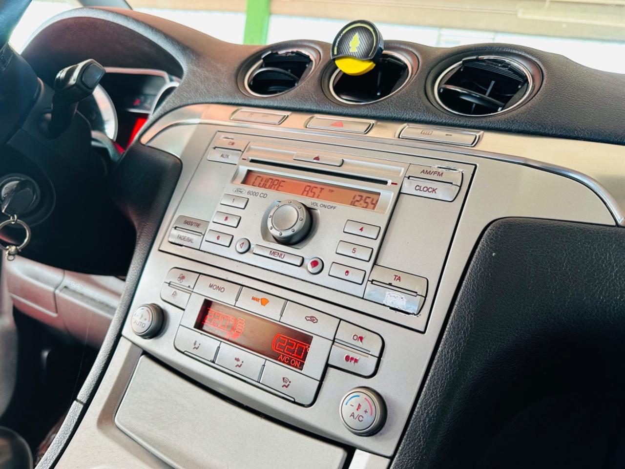 Ford S-Max 2.0 TDCi 140CV Titanium DPF