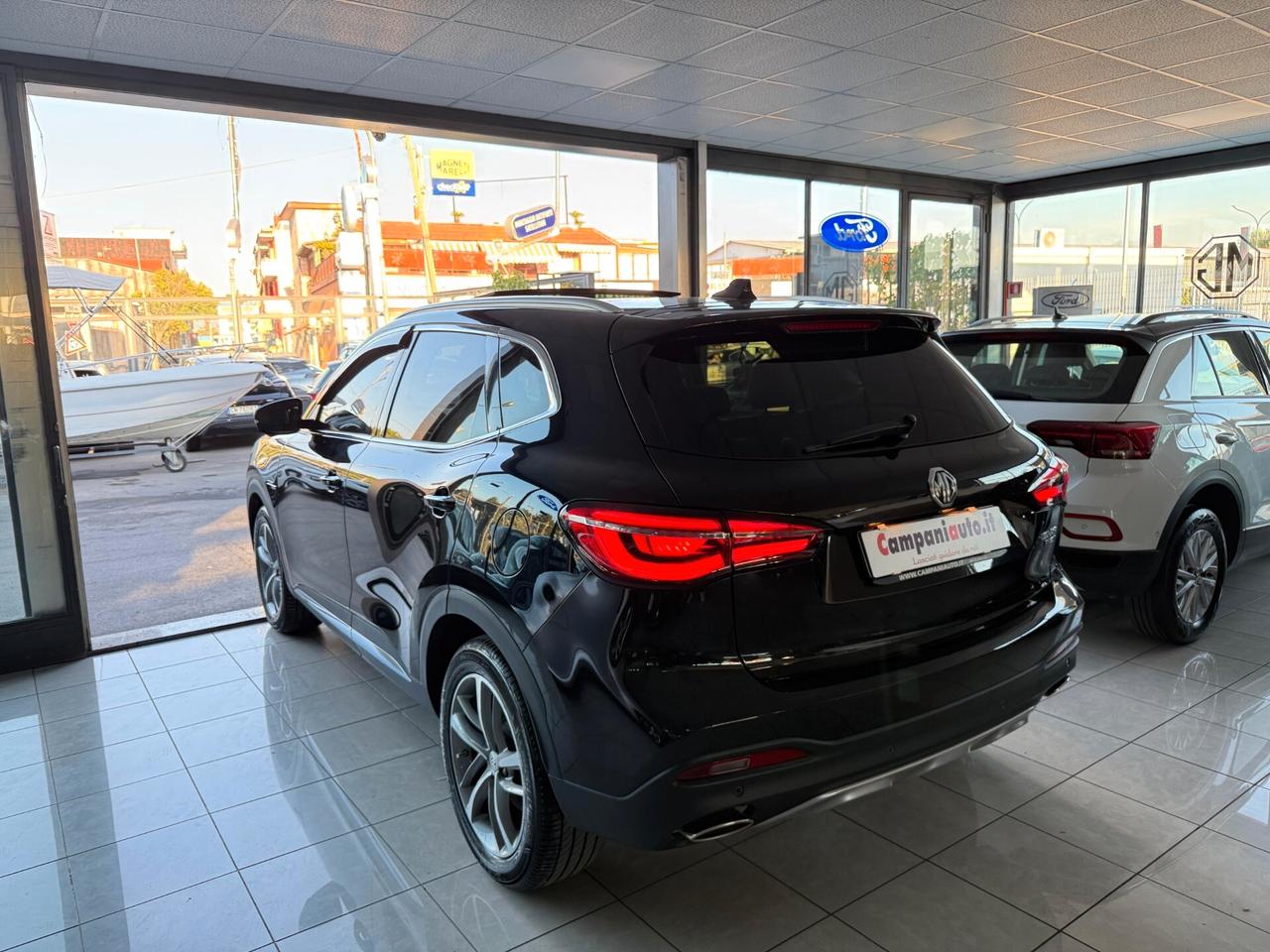 Mg EHS Plug-in Hybrid LUXURY