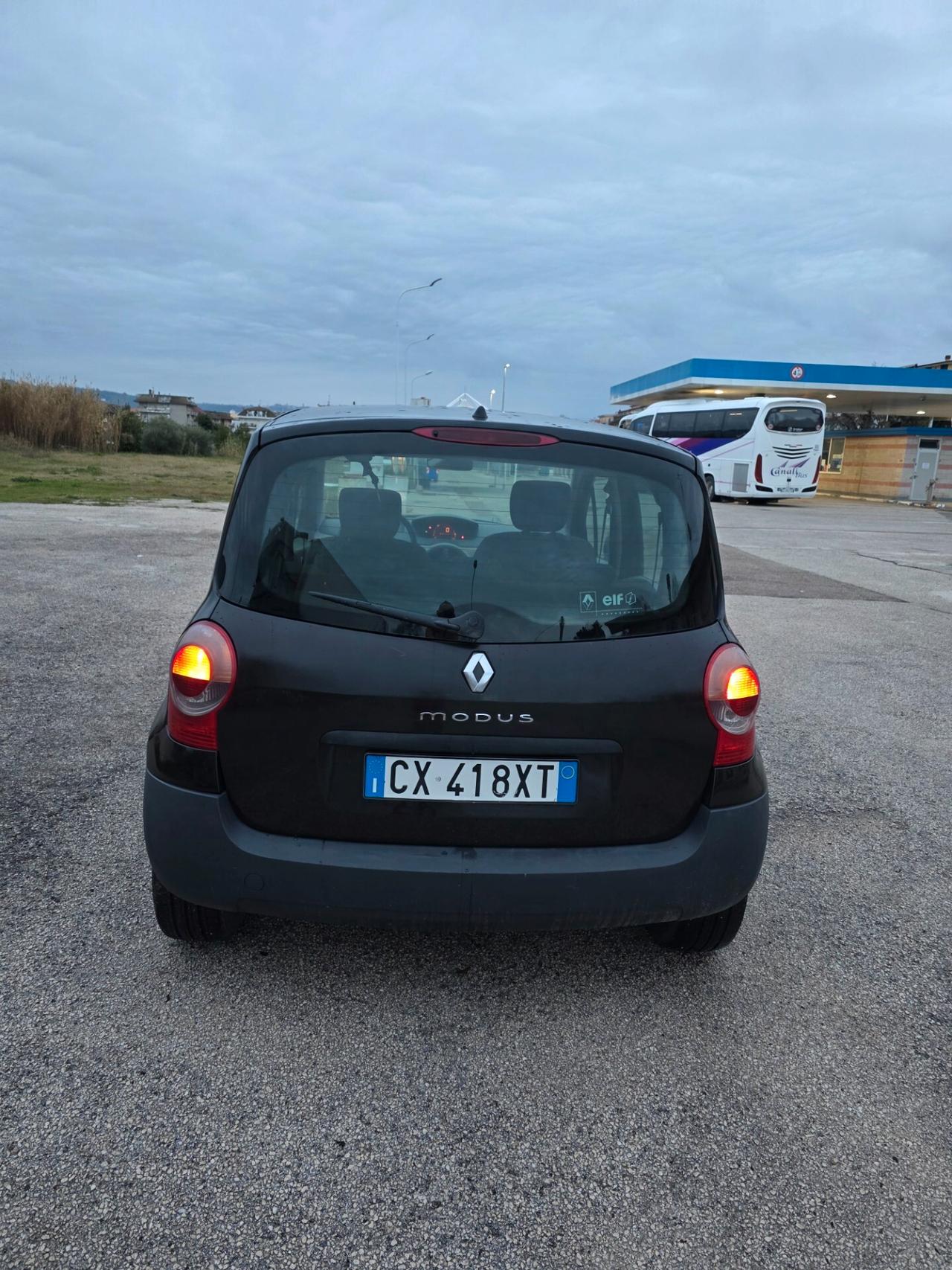 Renault Modus 1.5 dCi 70CV Luxe Privilège