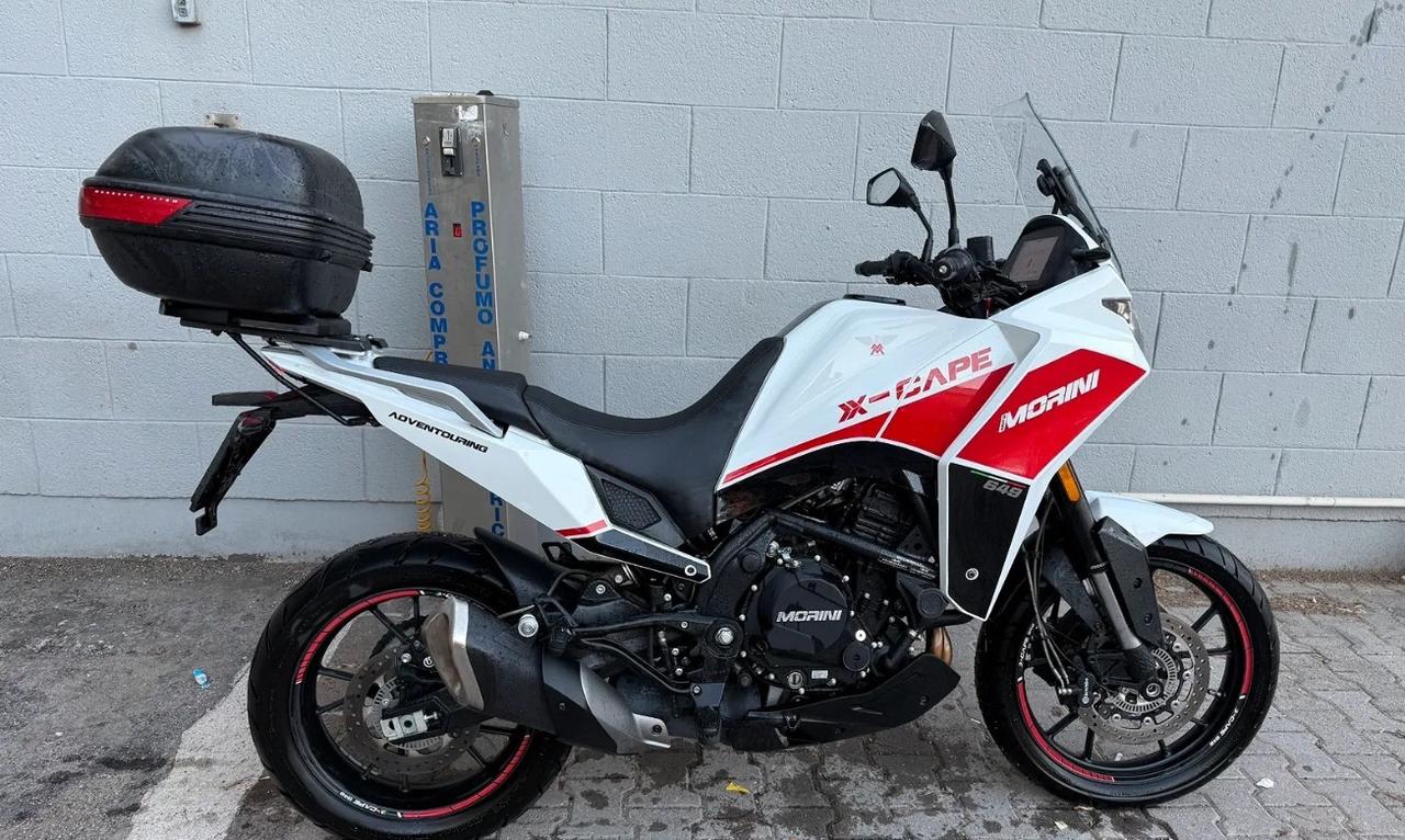 Moto Morini X-Cape 649