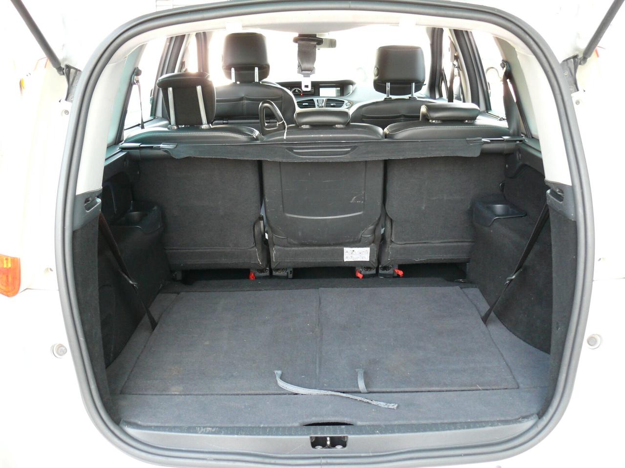 Renault Scenic 7 Posti (M1365)