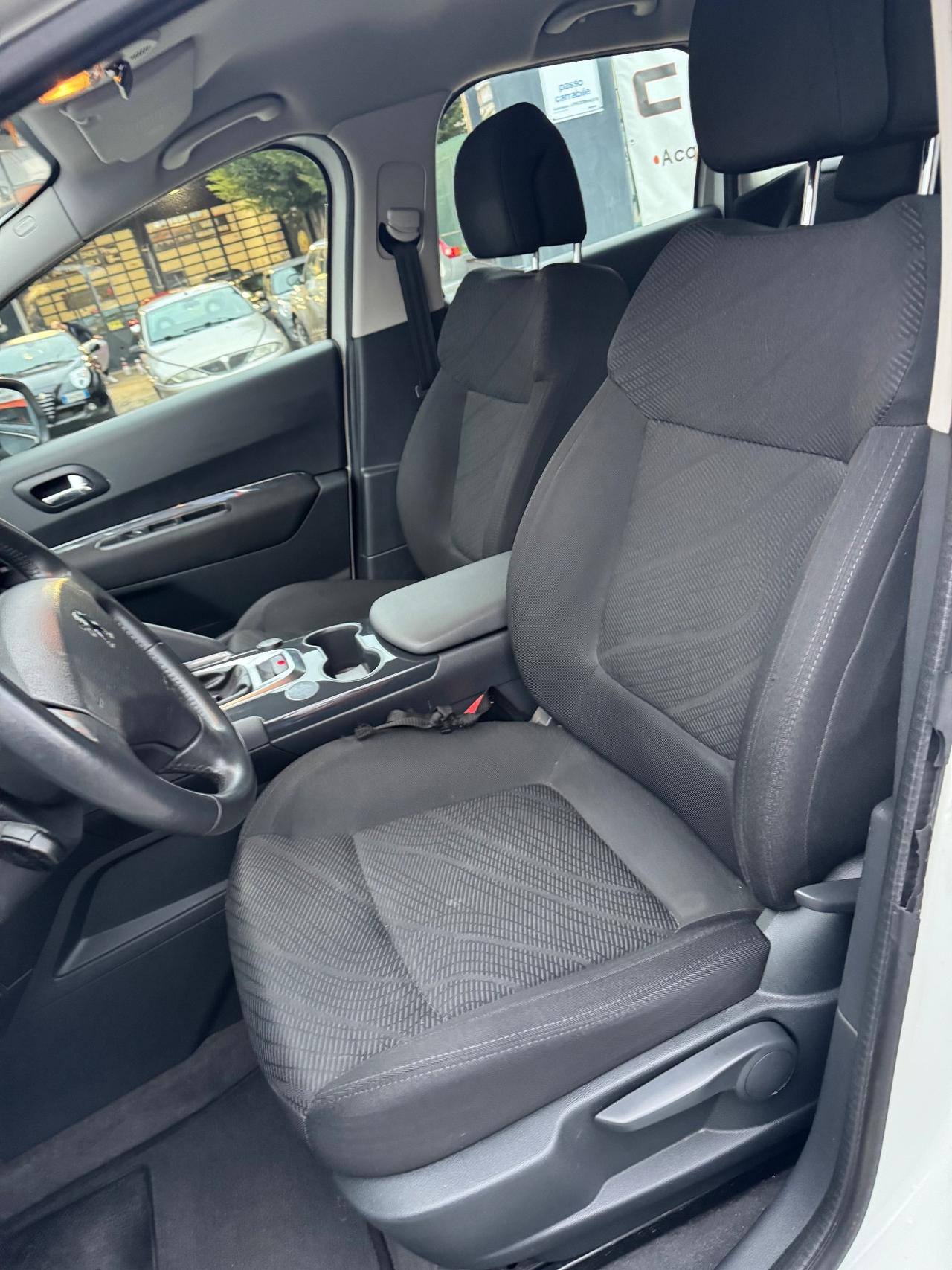 Peugeot 3008 1.6 VTi 120CV euro5