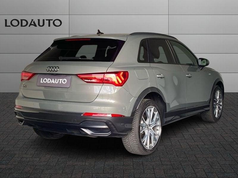 Audi Q3 Q3 45 TFSI e S tronic S line edition