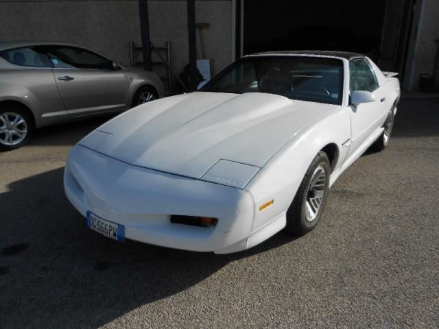 PONTIAC Firebird 3.4 V6