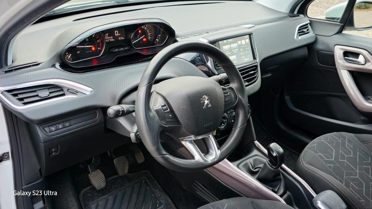 Suv PEUGEOT 2008 EURO 6B OK NEOPATENTATI GARANZIA 12 MESI