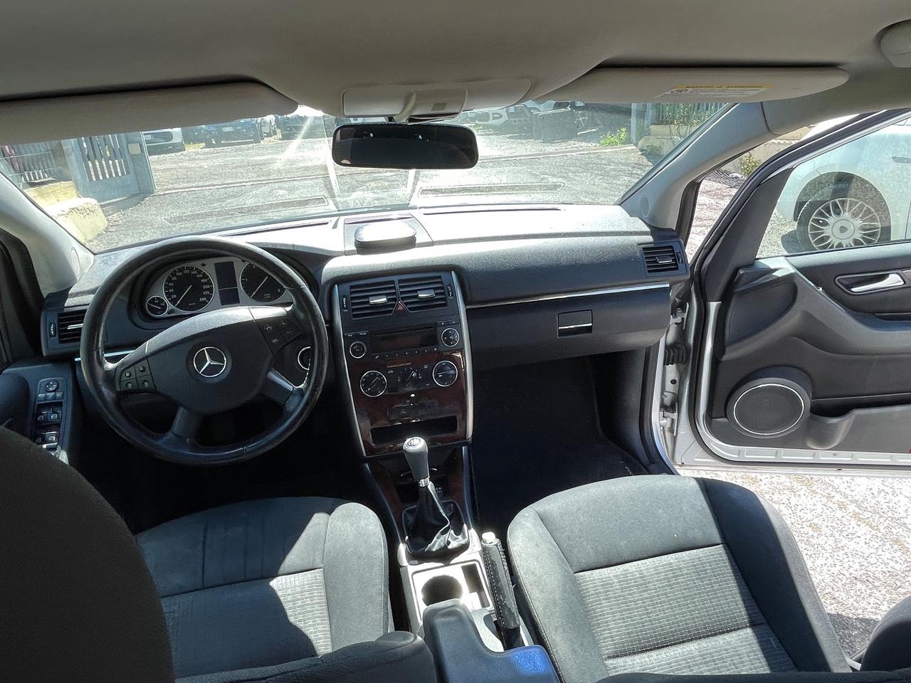 Mercedes-benz B 180 CDI manuale, pdc, cerchi