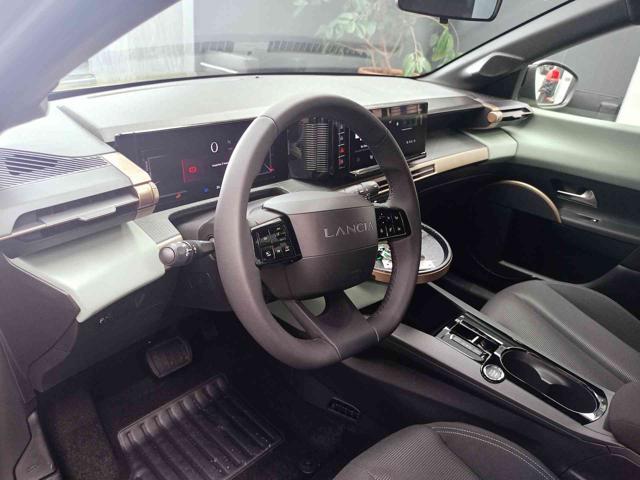LANCIA Ypsilon Hybrid e-DCT