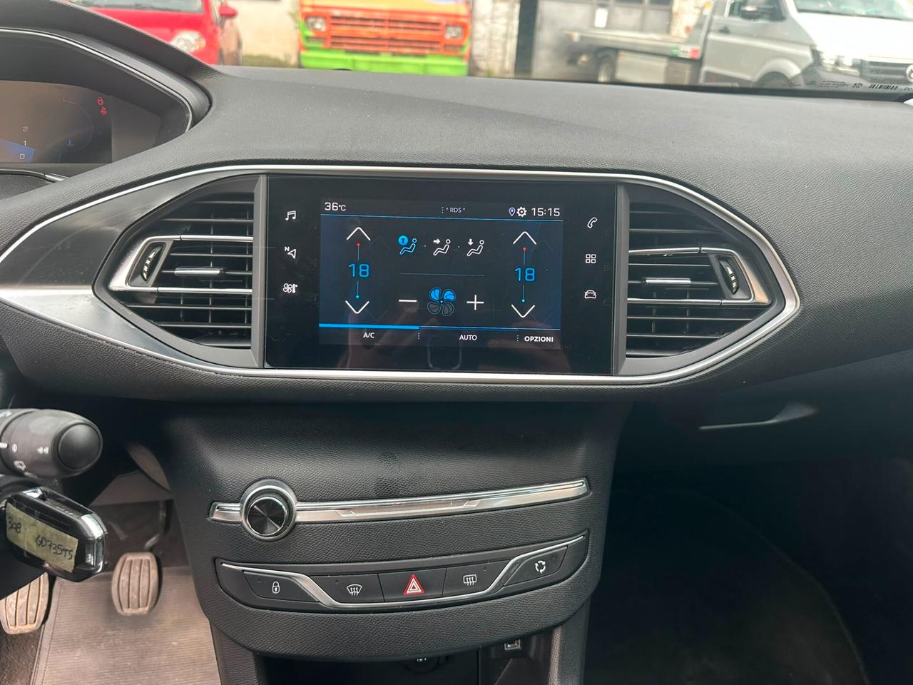 Peugeot 308 BlueHDi 130 S&S Active