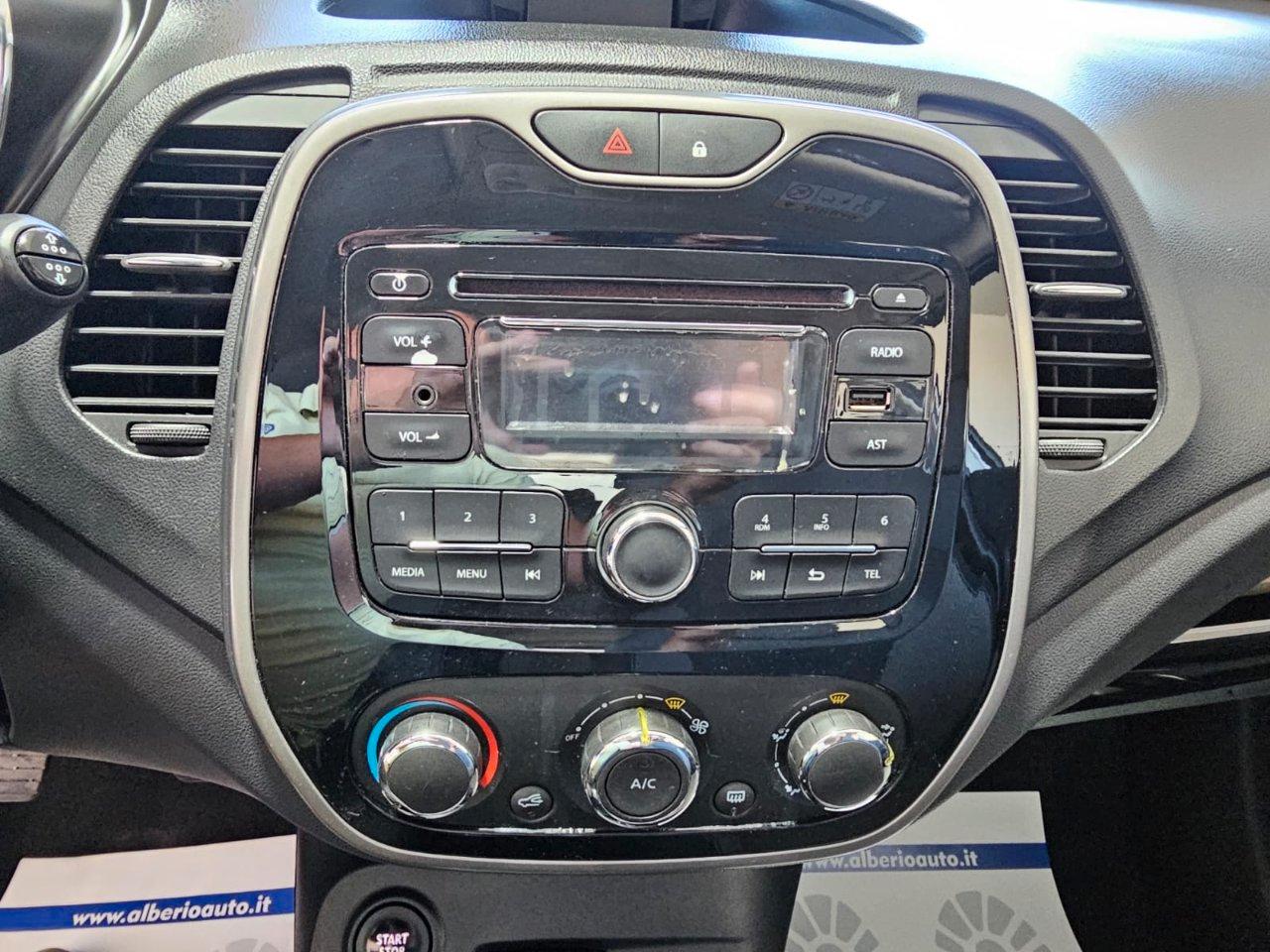 Renault Captur 1.5 dci Iconic 90cv
