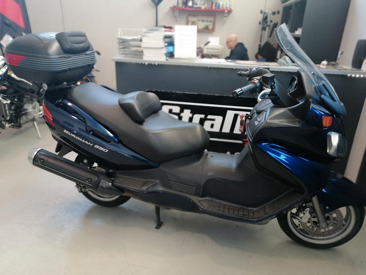 Suzuki Burgman 650