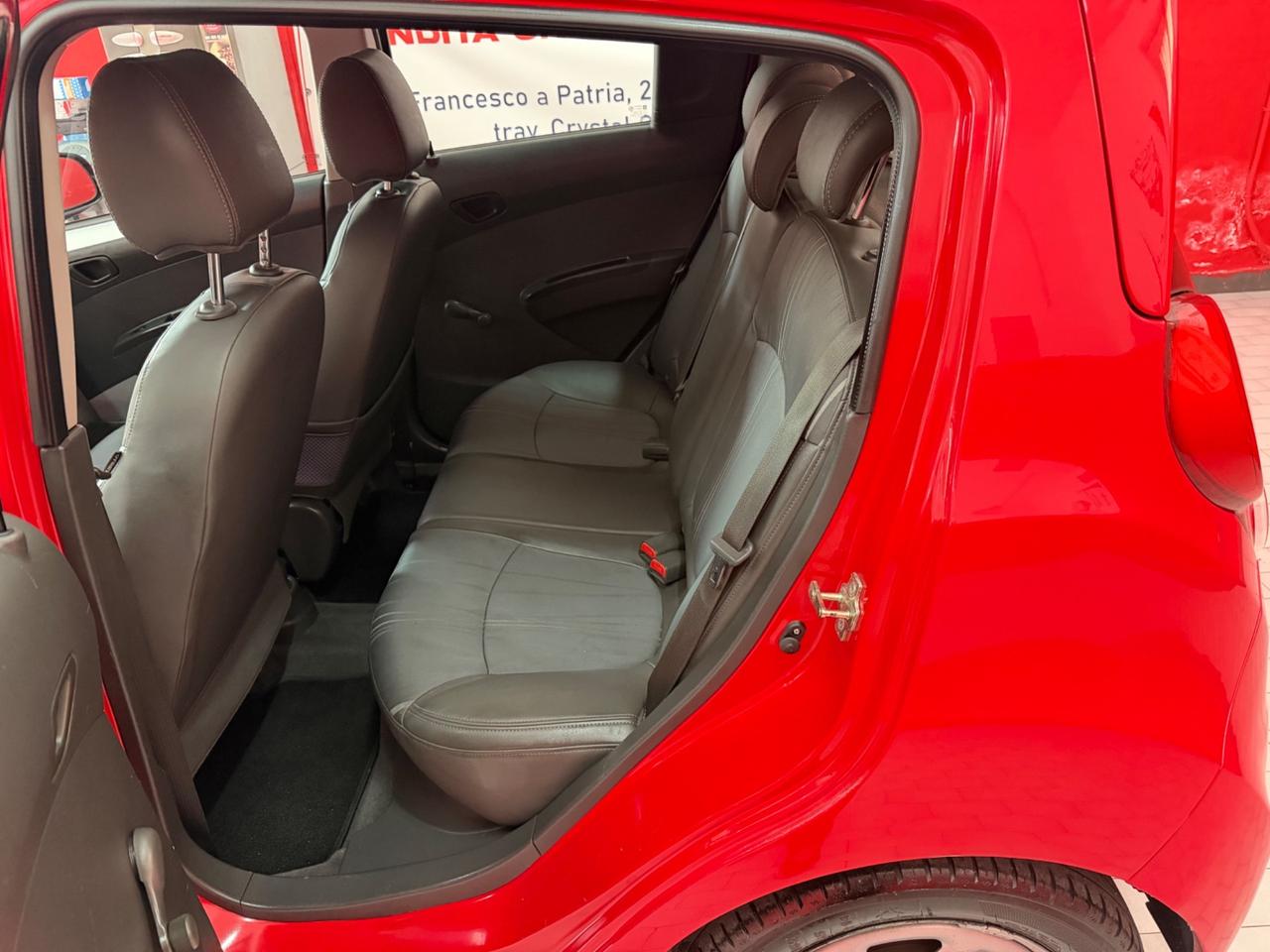 Chevrolet Spark 1.0 GPL Eco Logic Pink Lady Special Edition