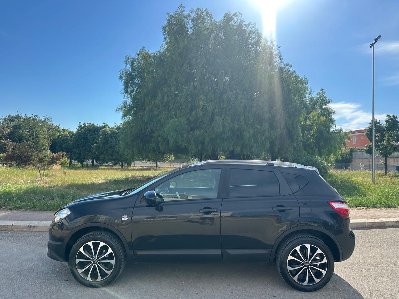 Nissan QASHQAI 1.5 DIESEL - SOLO 130 MILA KM