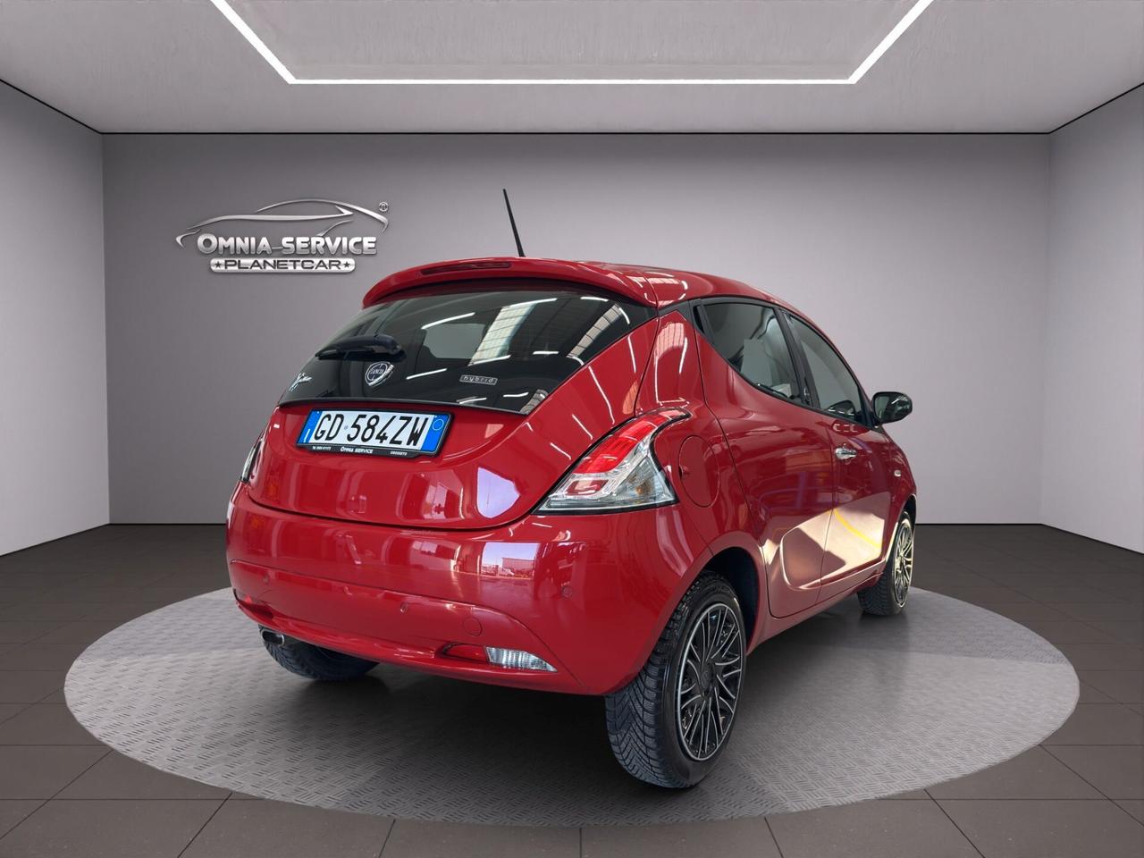 Lancia Ypsilon 1.0 FireFly 5 porte S&S Hybrid Ecochic Gold