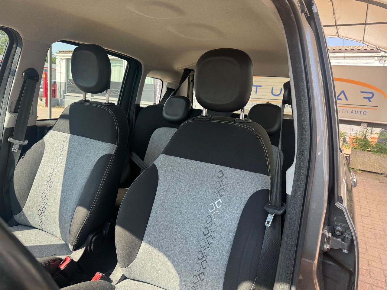 Fiat Panda Connected By Wind 1.2 #12009