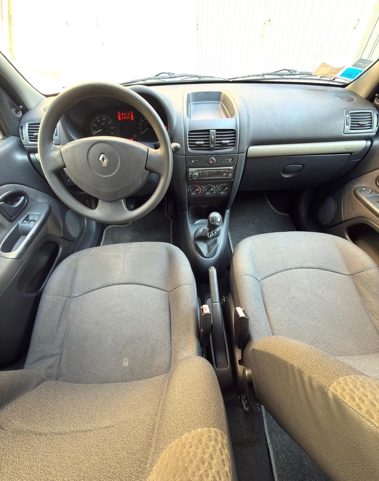 Renault Clio 1.2 16V cat 5 porte Confort Authentique