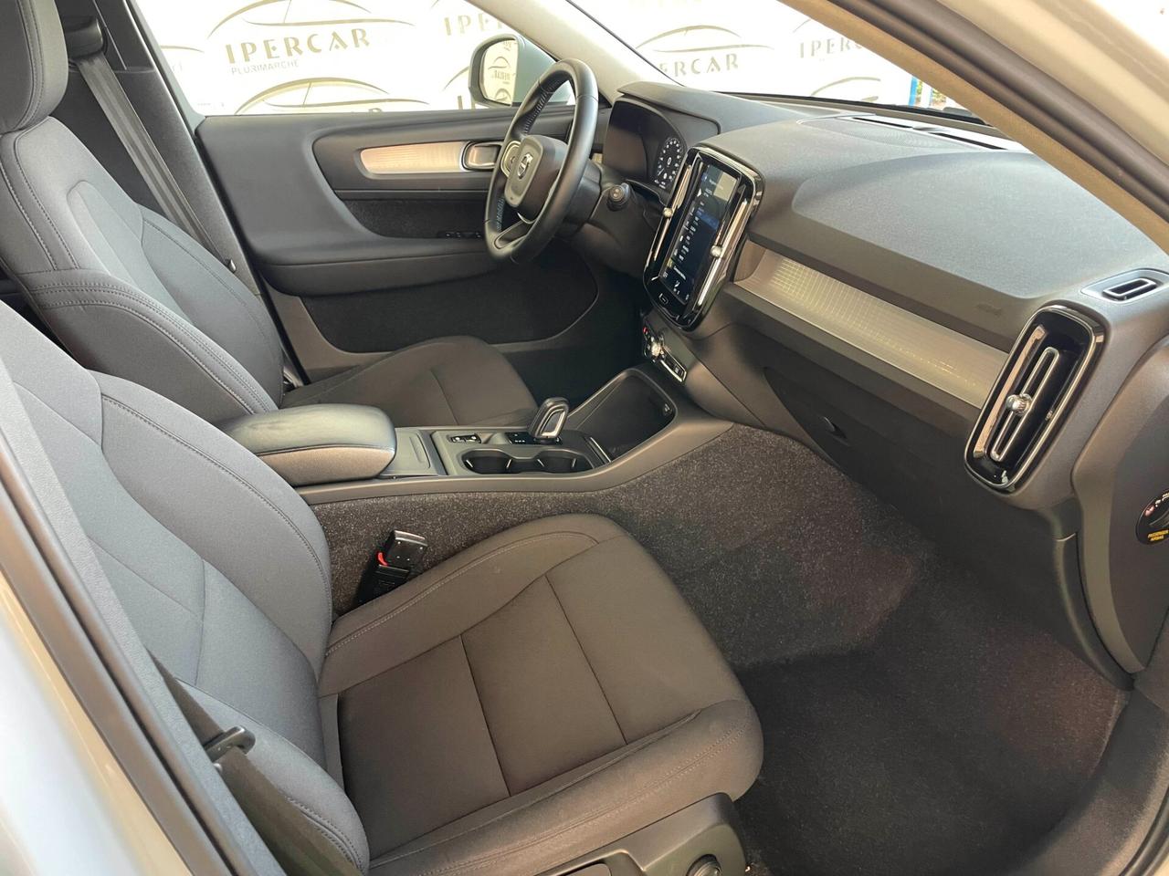 Volvo XC40 D3 AWD Geartronic Momentum