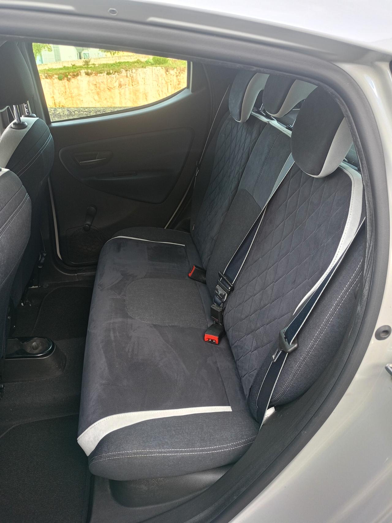 Lancia Ypsilon 1.3 Multijet 95 CV euro 6