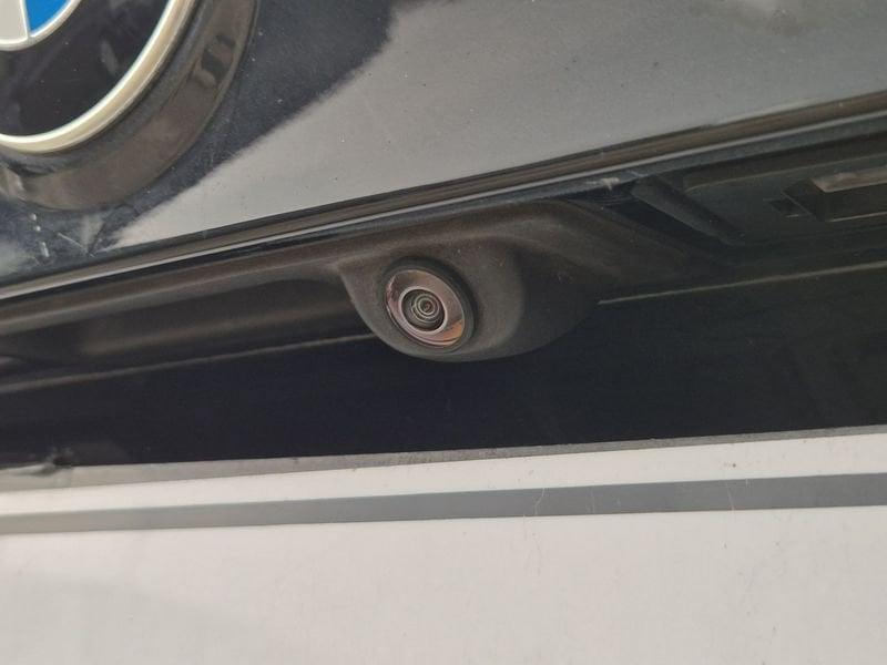 BMW X1 sdrive18i Advantage 136cv