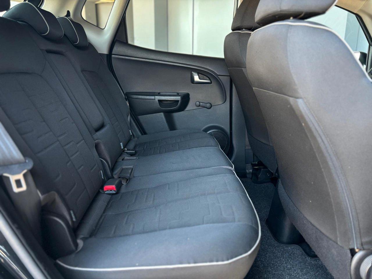 Kia Venga 1.4 crdi Fullsky 90cv