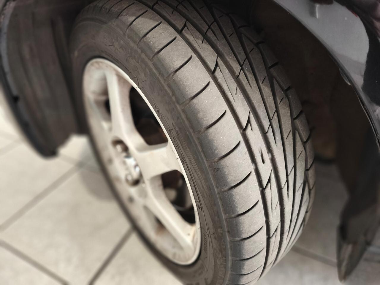 Toyota Yaris 1.5i 16V cat 3 porte T Sport