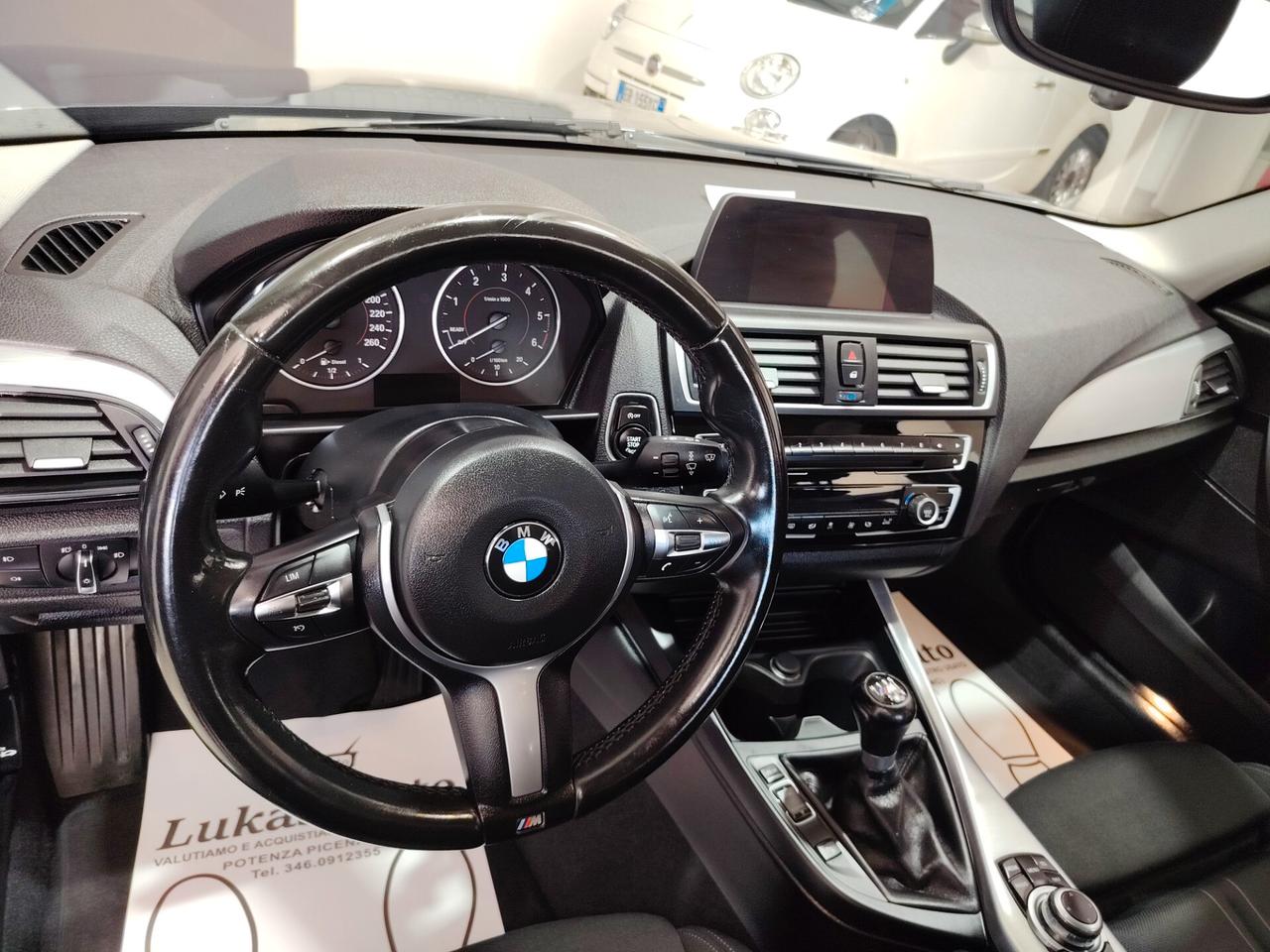 Bmw 116 116d 5p. Urban