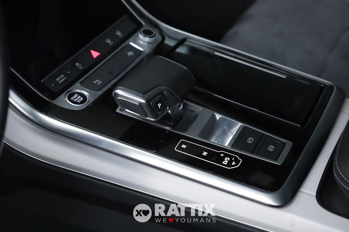 Audi Q8 45 3.0 tdi mhev Sport quattro tiptronic + barre portatutto