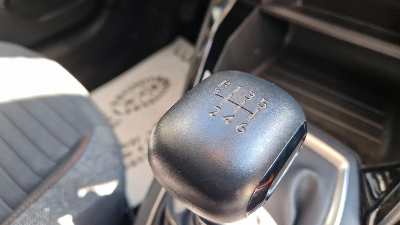 Peugeot 2008 BlueHDi 100 S&S Active