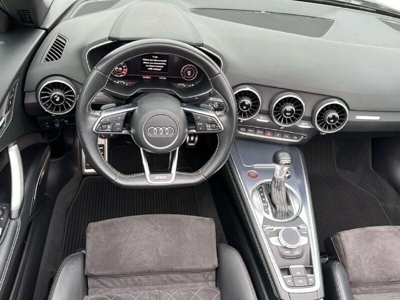 Audi TT TTS Roadster 2.0 TFSI 310 CV quattro S tronic