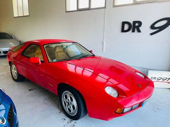 Porsche 928 v8 French license plate