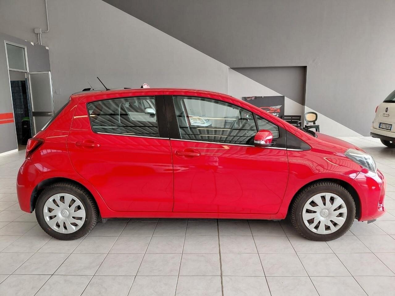 Toyota Yaris 1.0 5 porte Lounge KM 56.600